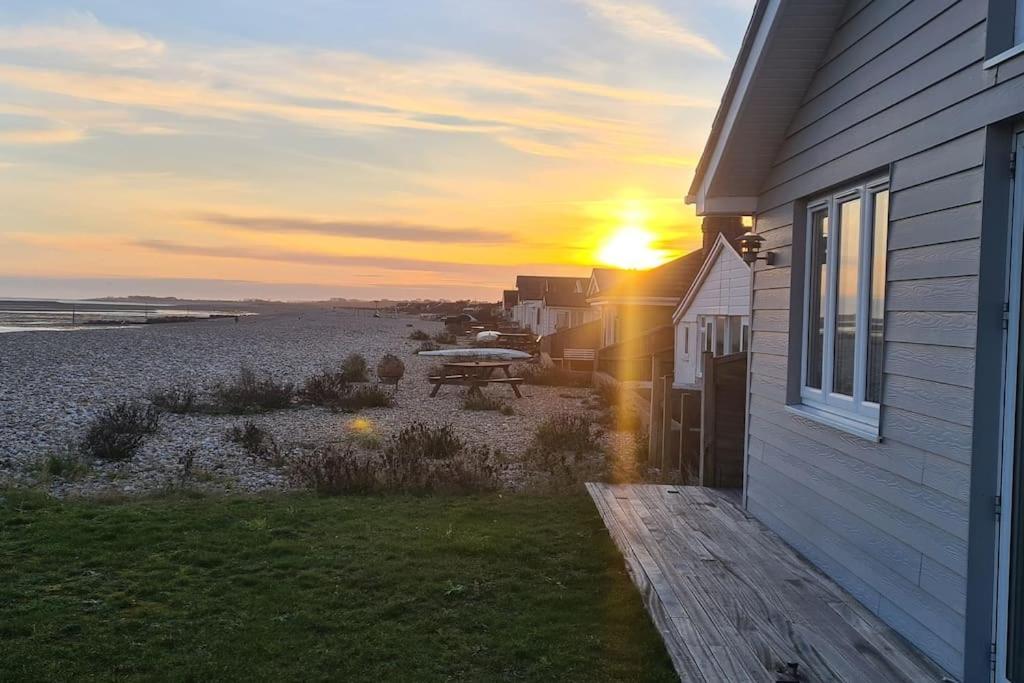Wow I'M Living On The Beach. Luxury 4 Bed Sleeps 8 Pagham Extérieur photo