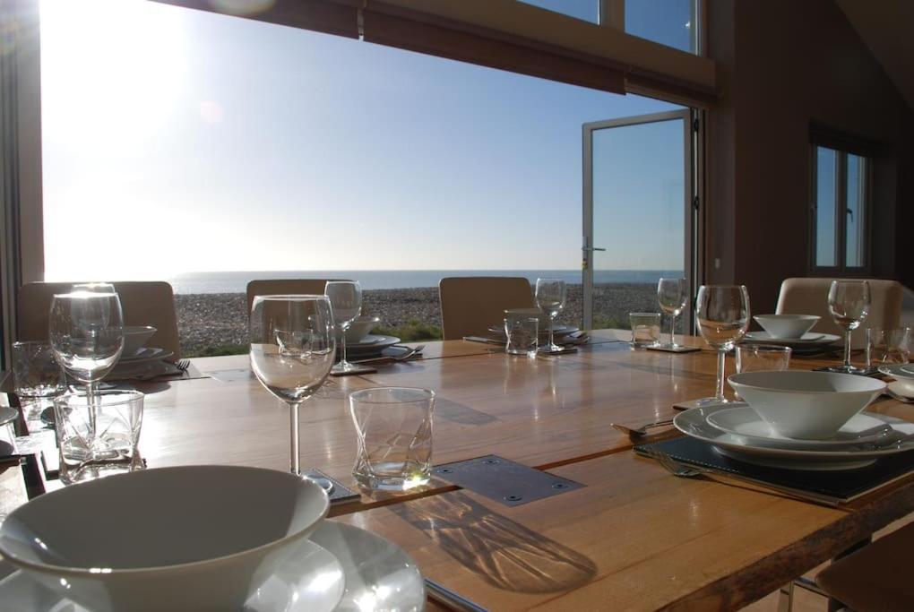 Wow I'M Living On The Beach. Luxury 4 Bed Sleeps 8 Pagham Extérieur photo