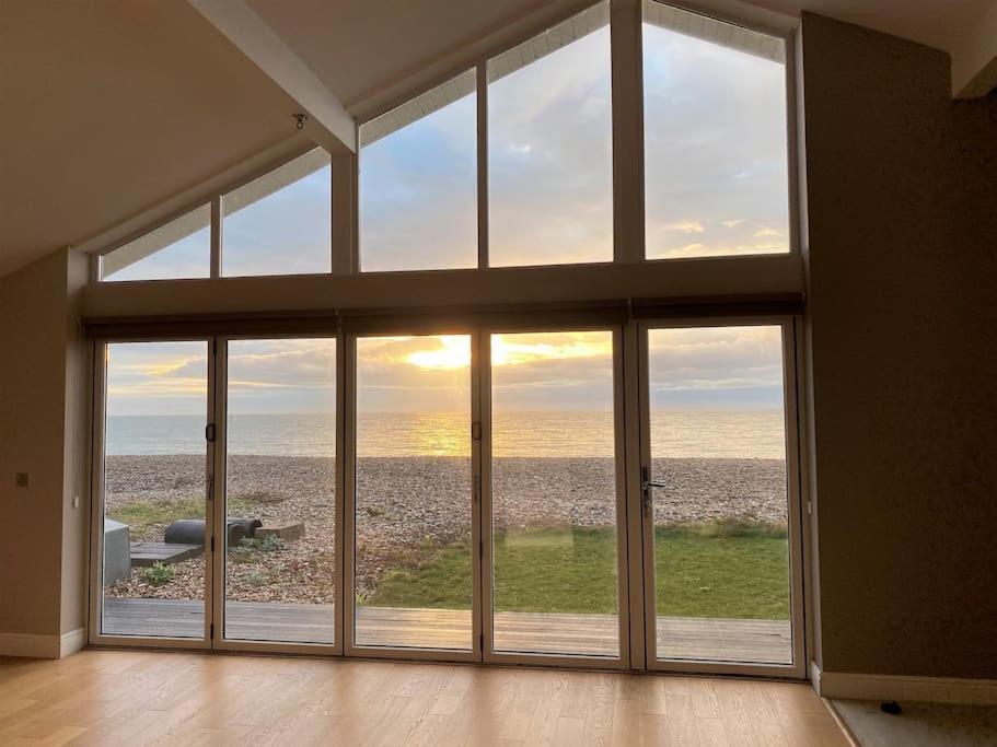 Wow I'M Living On The Beach. Luxury 4 Bed Sleeps 8 Pagham Extérieur photo